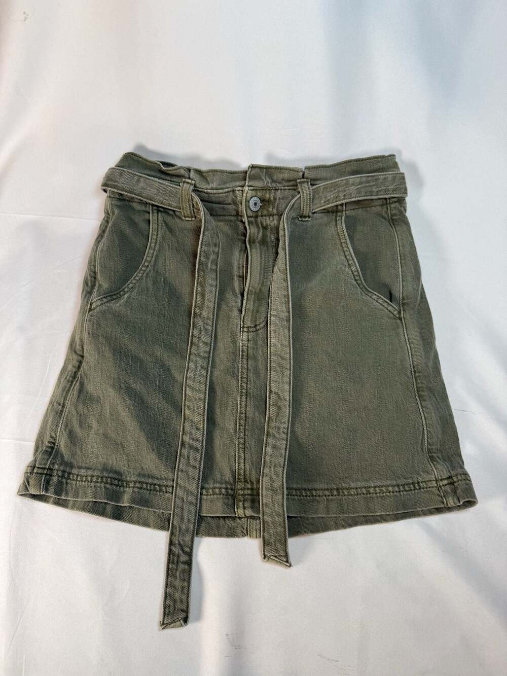 Y2K Cargo Utility American Eagle Olive Denim Mini Skirt Sz 2 Belted Stretch
